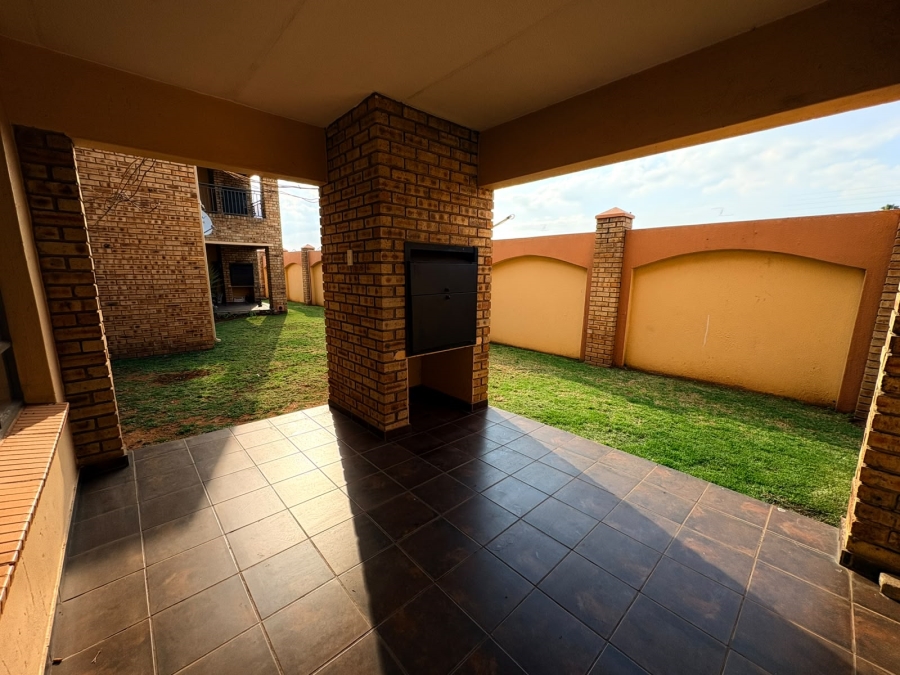 2 Bedroom Property for Sale in Vaalpark Free State